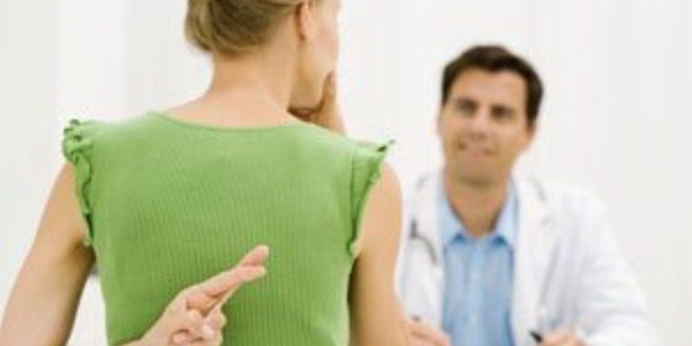 factitious-disorder-4 دلایل اختلال ساختگی چیست