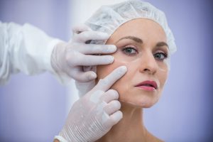 اختلال بدریخت انگاری بدن باعث عملهای مکرر زیبایی می شود